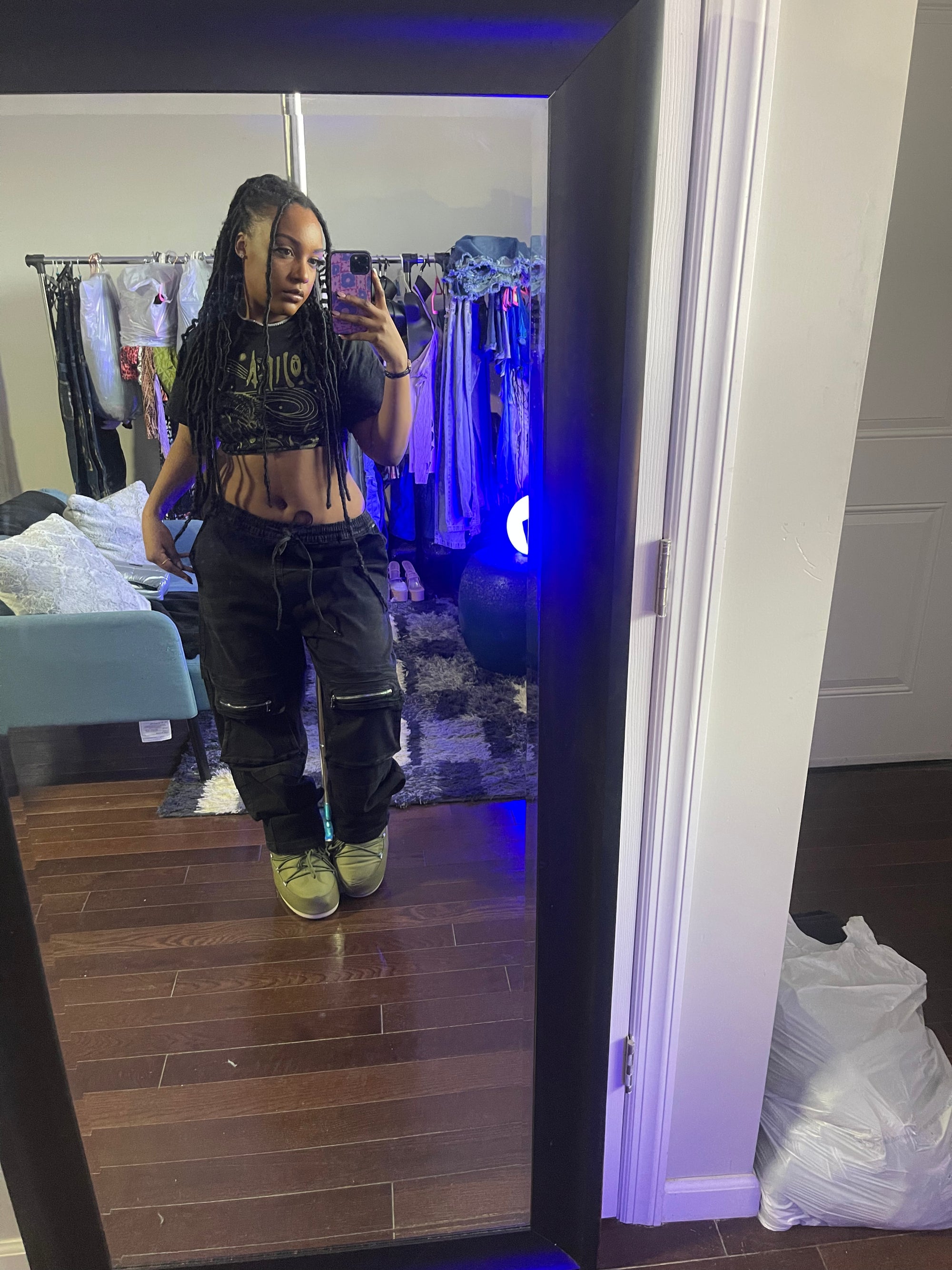 Black Cargos